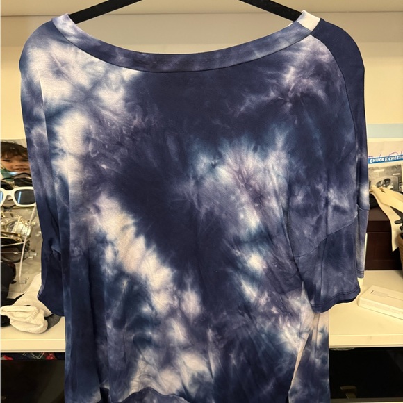 Boutique 2 Piece Biker Short Lounge Set - Picture 4 of 4